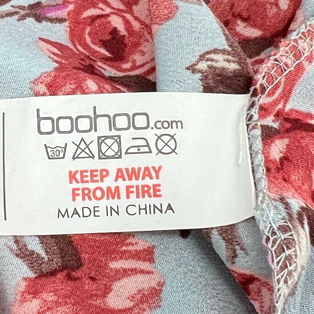 BOOHOO KEYHOLE DRESS‎ - Picture 12 of 14
